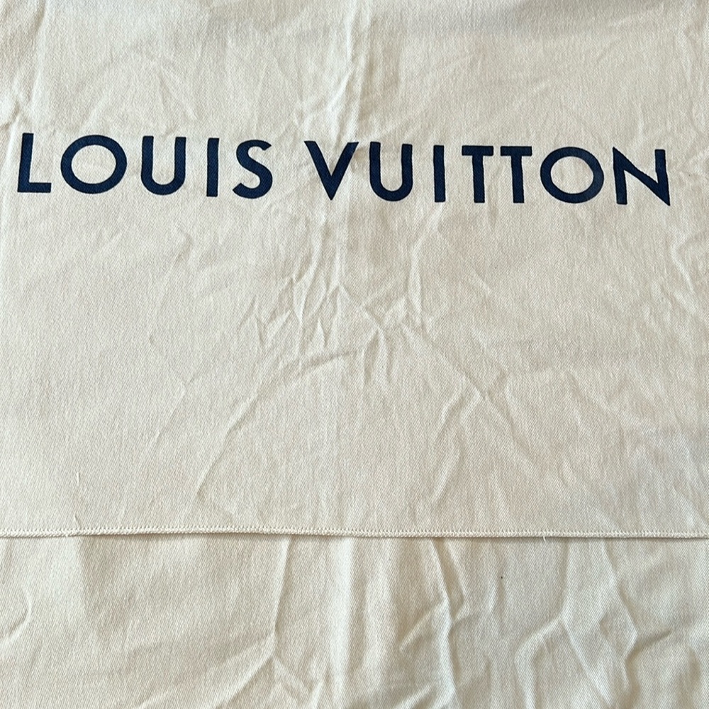 Louis Vuitton xxxl dust bag 22”x30”